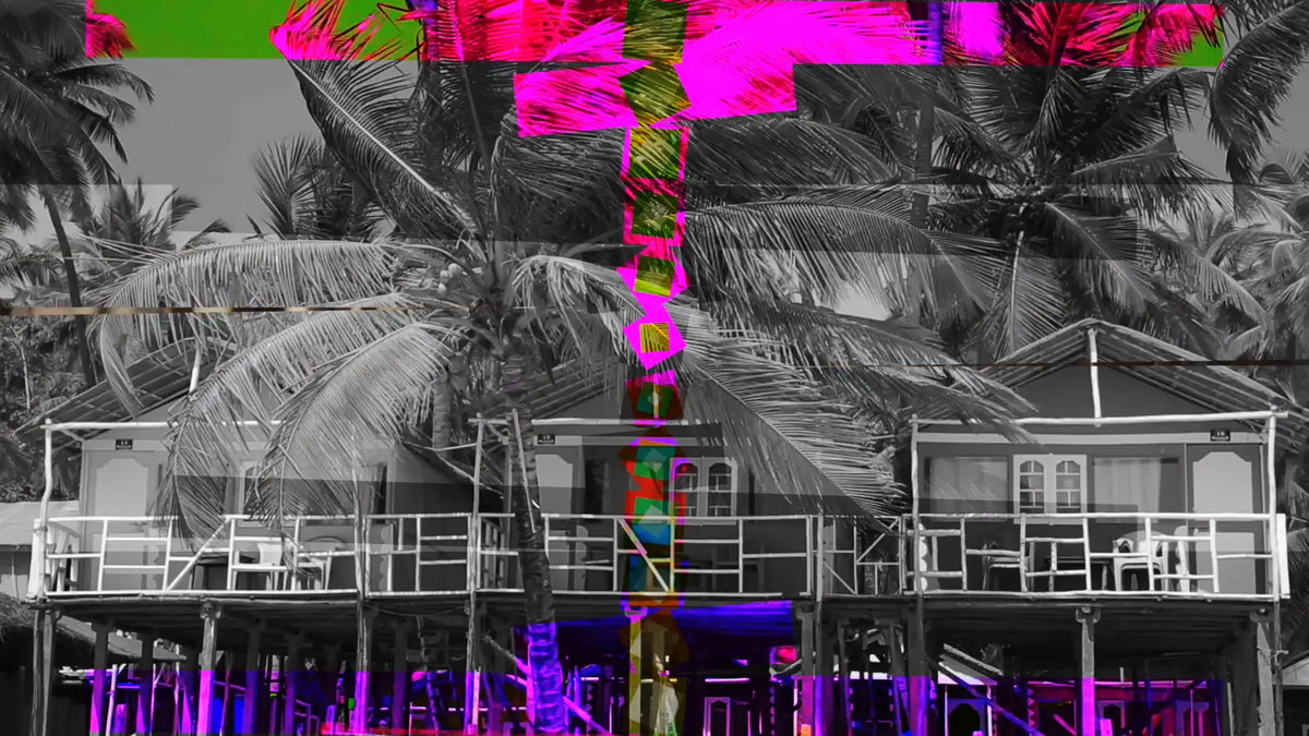Black-and-white box glitch