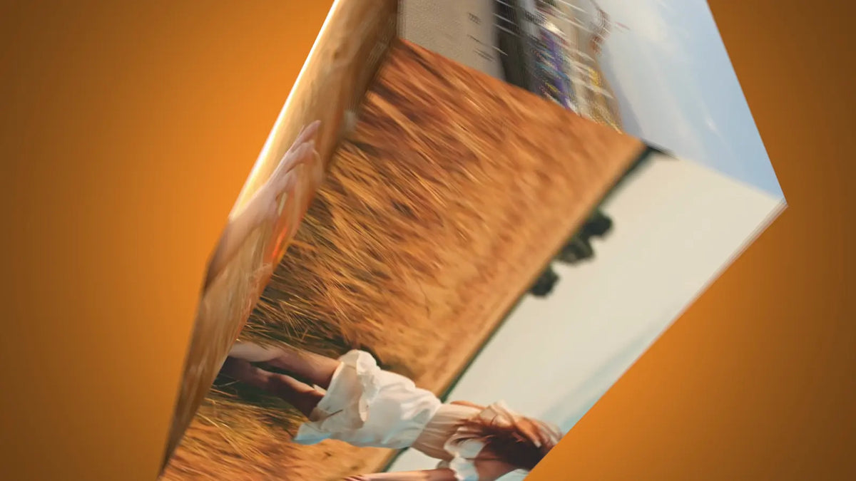 Cube mid-turn